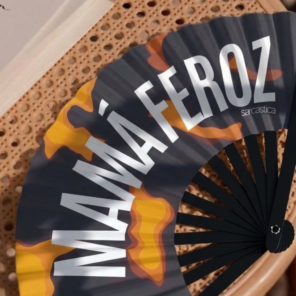 Abanico Mamá - Mamá Feroz