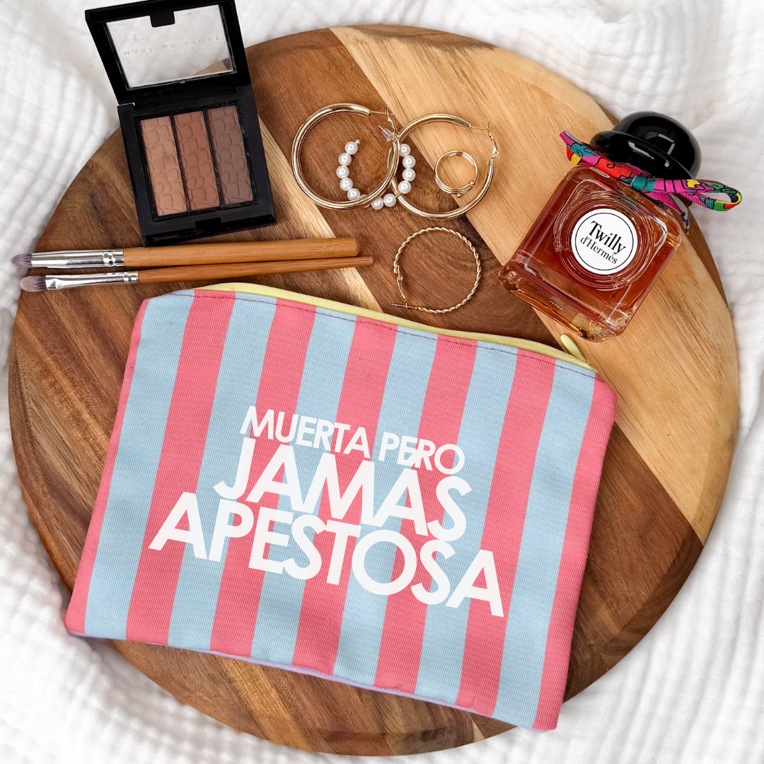 Neceser Mamá - Madre muerta pero jamás apestosa