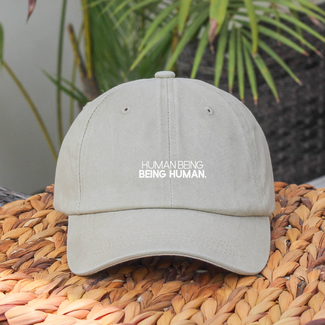 Gorra Washed - Human Being. Being Human.