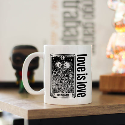 Taza Pride Love is love