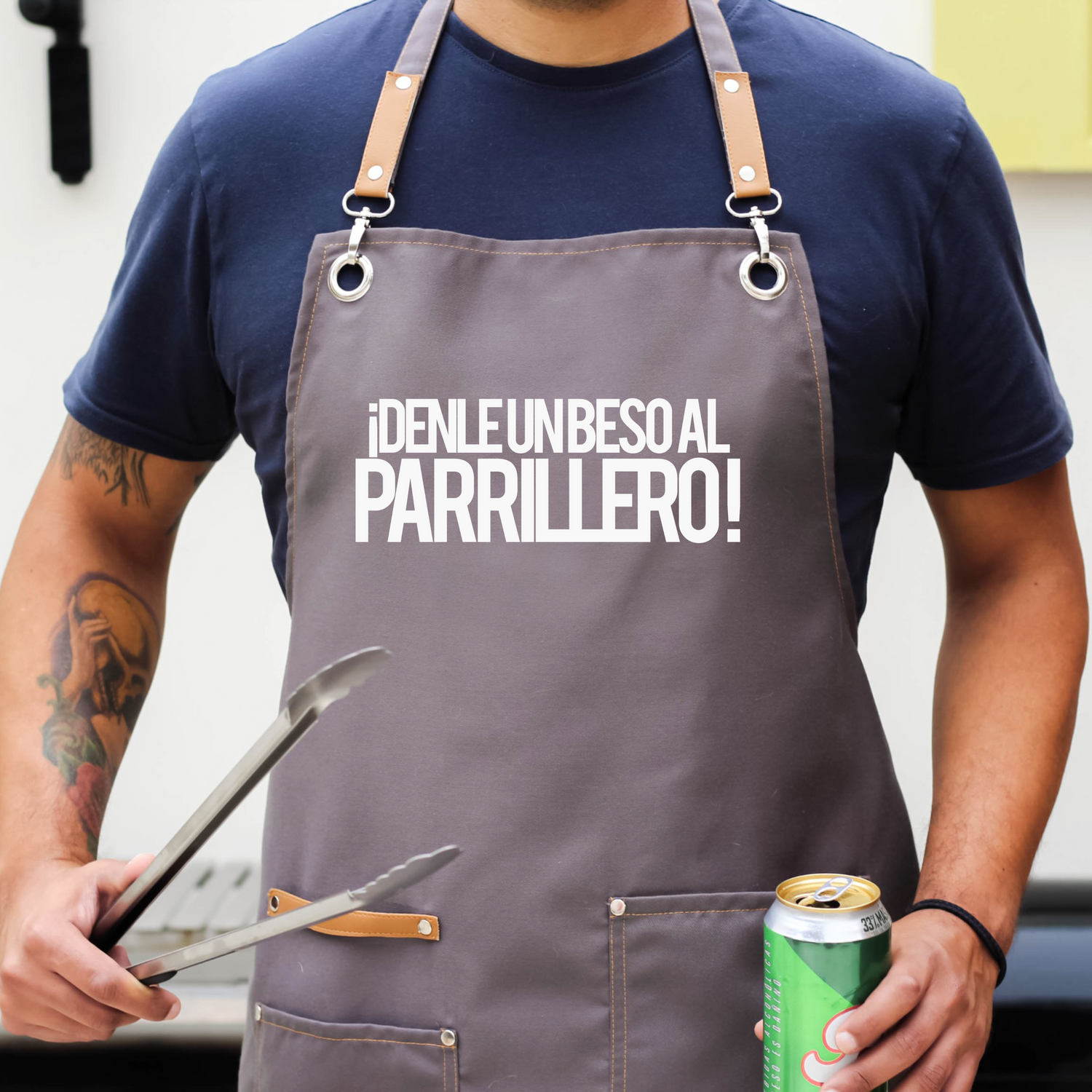 Mandil ¡Denle un beso al parrillero!