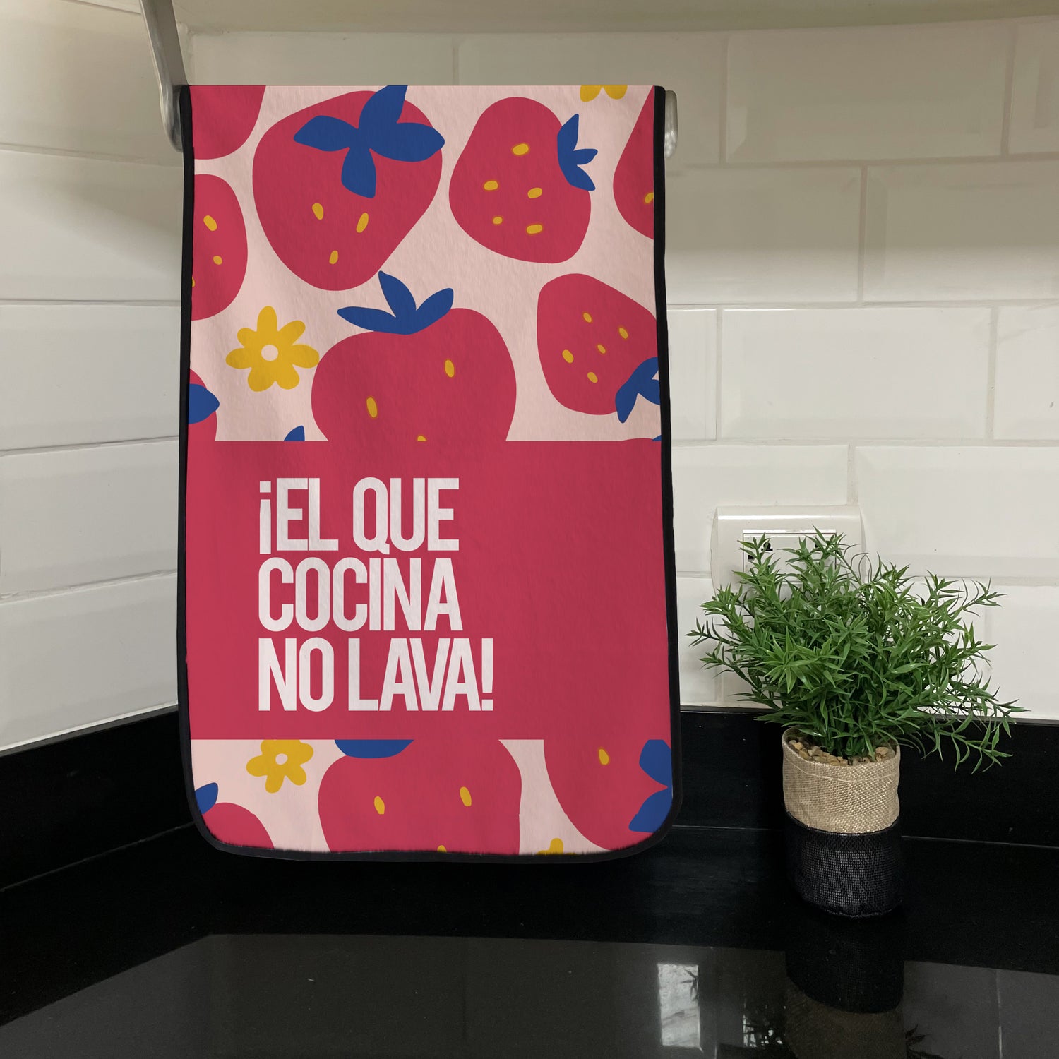 Secador ¡El que cocina no lava! (Diseño Fresas)
