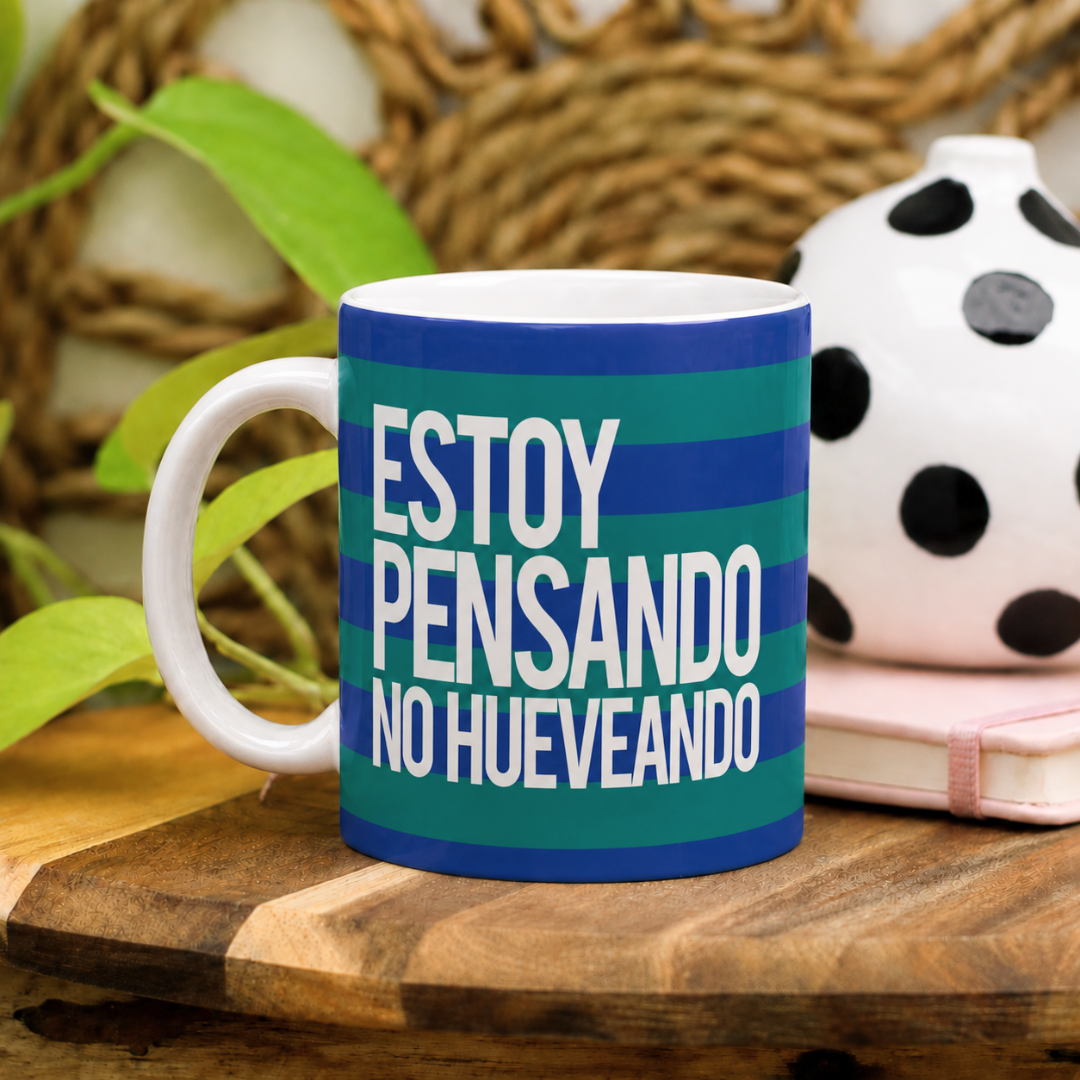 Taza Blanca | Colección - Estoy pensando no hueveando