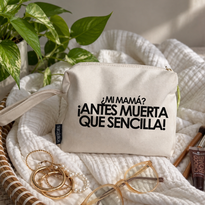 Neceser Mamá - ¿Mi mamá? ¡Antes muerta que sencilla!