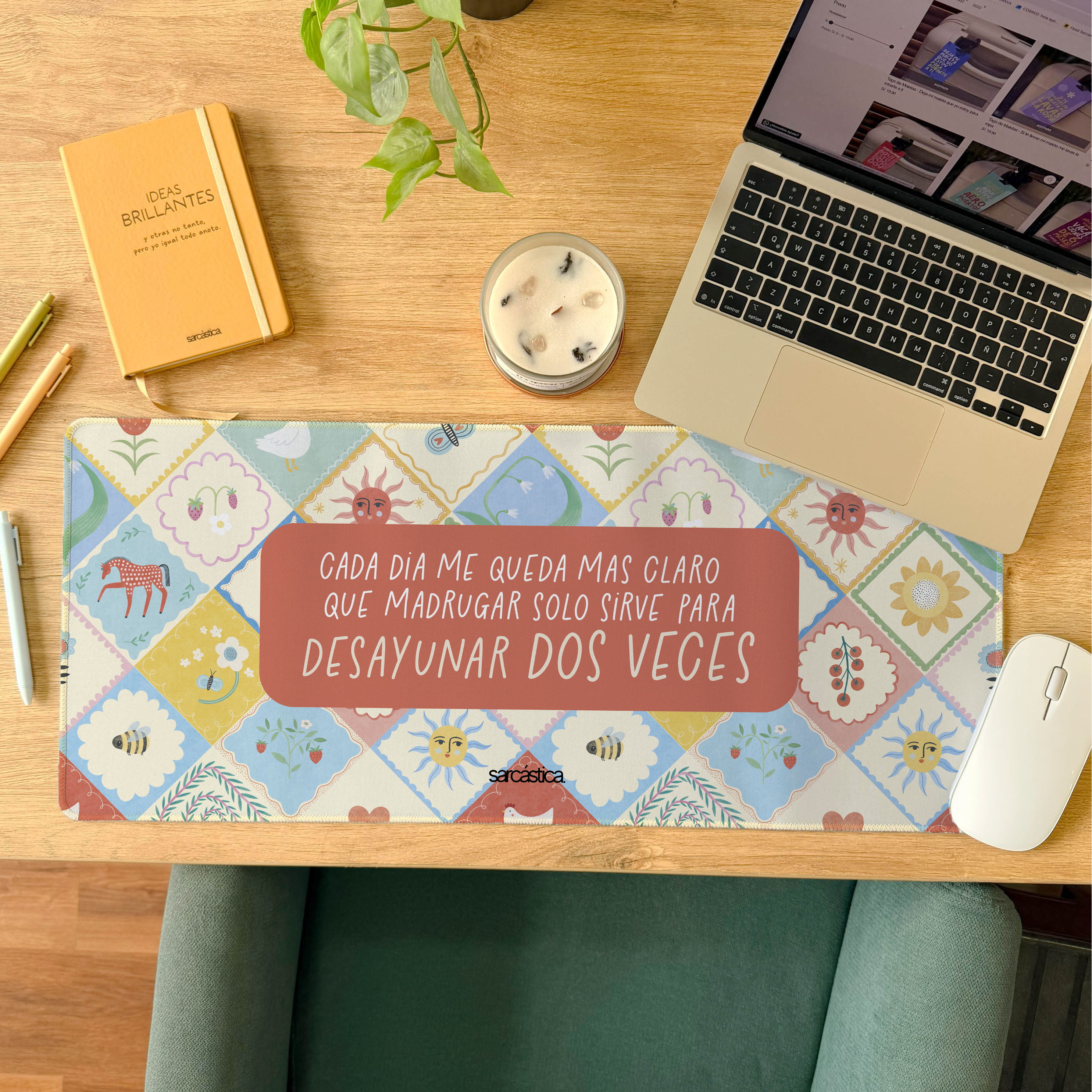Mousepad ExtraLarge - Cada día me queda más claro que madrugar solo sirve para desayunar dos veces