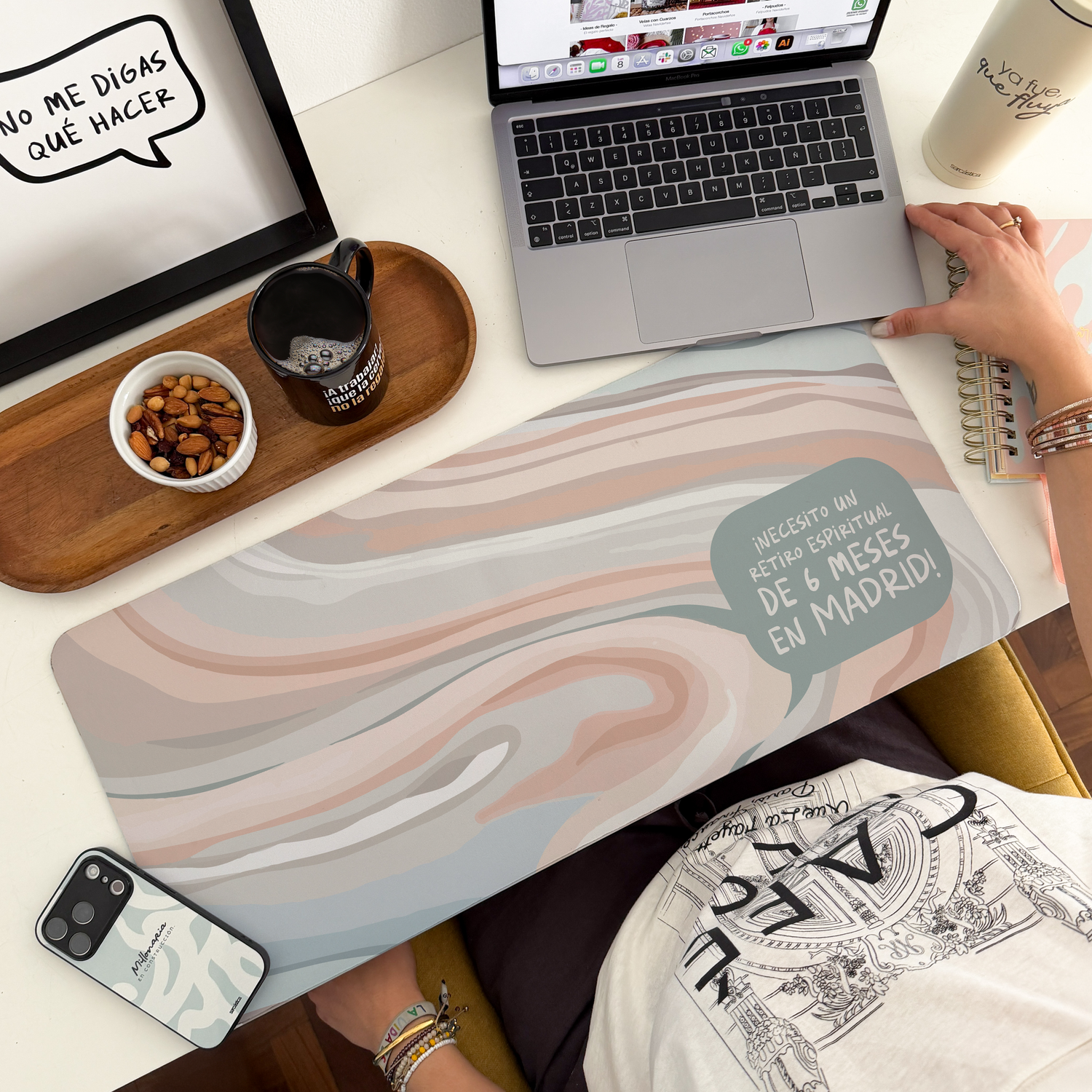 Mousepad ExtraLarge - ¡Necesito un retiro espiritual de 6 meses!