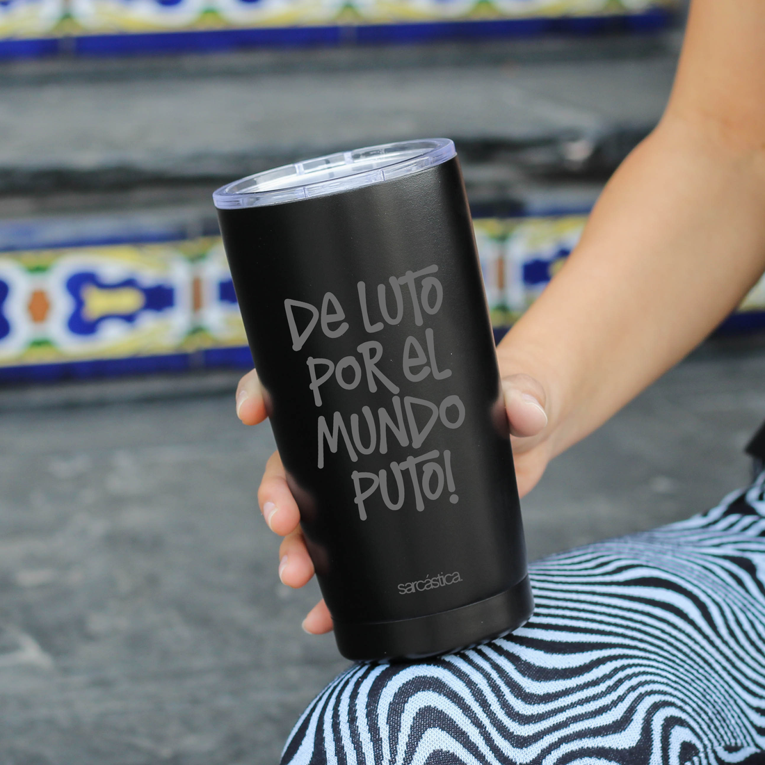 Vaso Térmico l Cotidiano - De luto por el mundo puto!