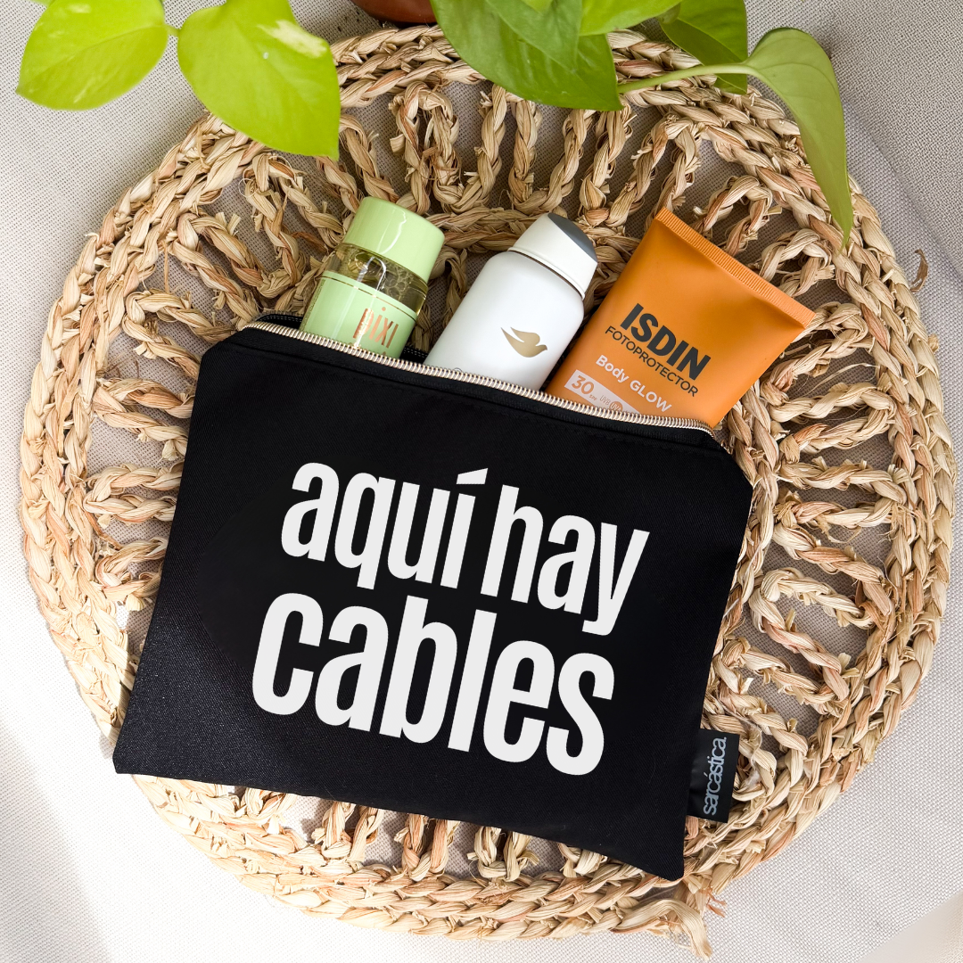Neceser - Aquí hay cables
