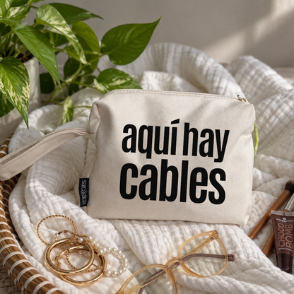 Neceser - Aquí hay cables
