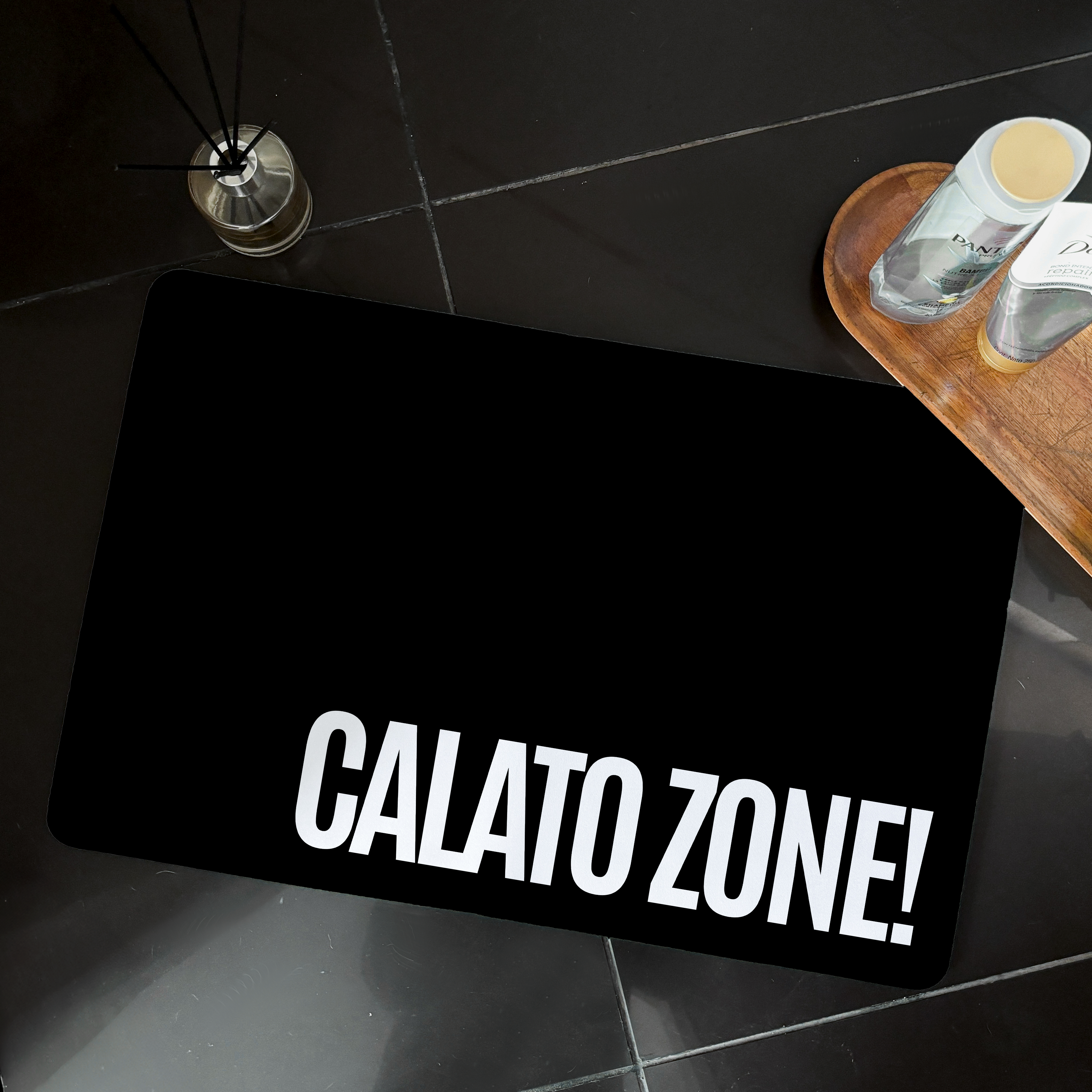 Tapete para Baño - Calato Zone!