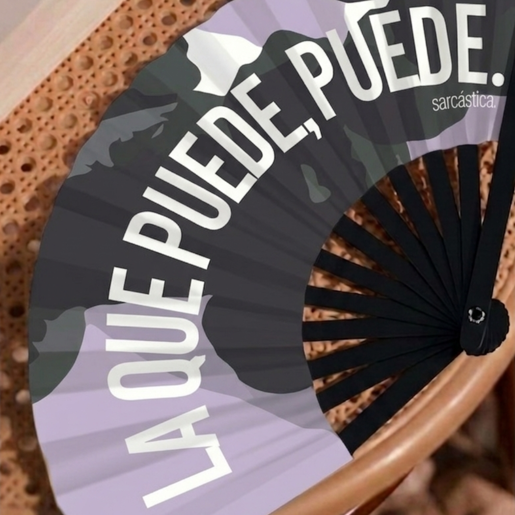 Abanico Mamá - La que puede, puede