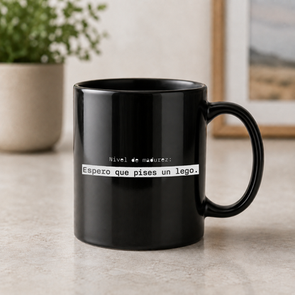 Taza Nivel de madurez: Espero que pises un lego.