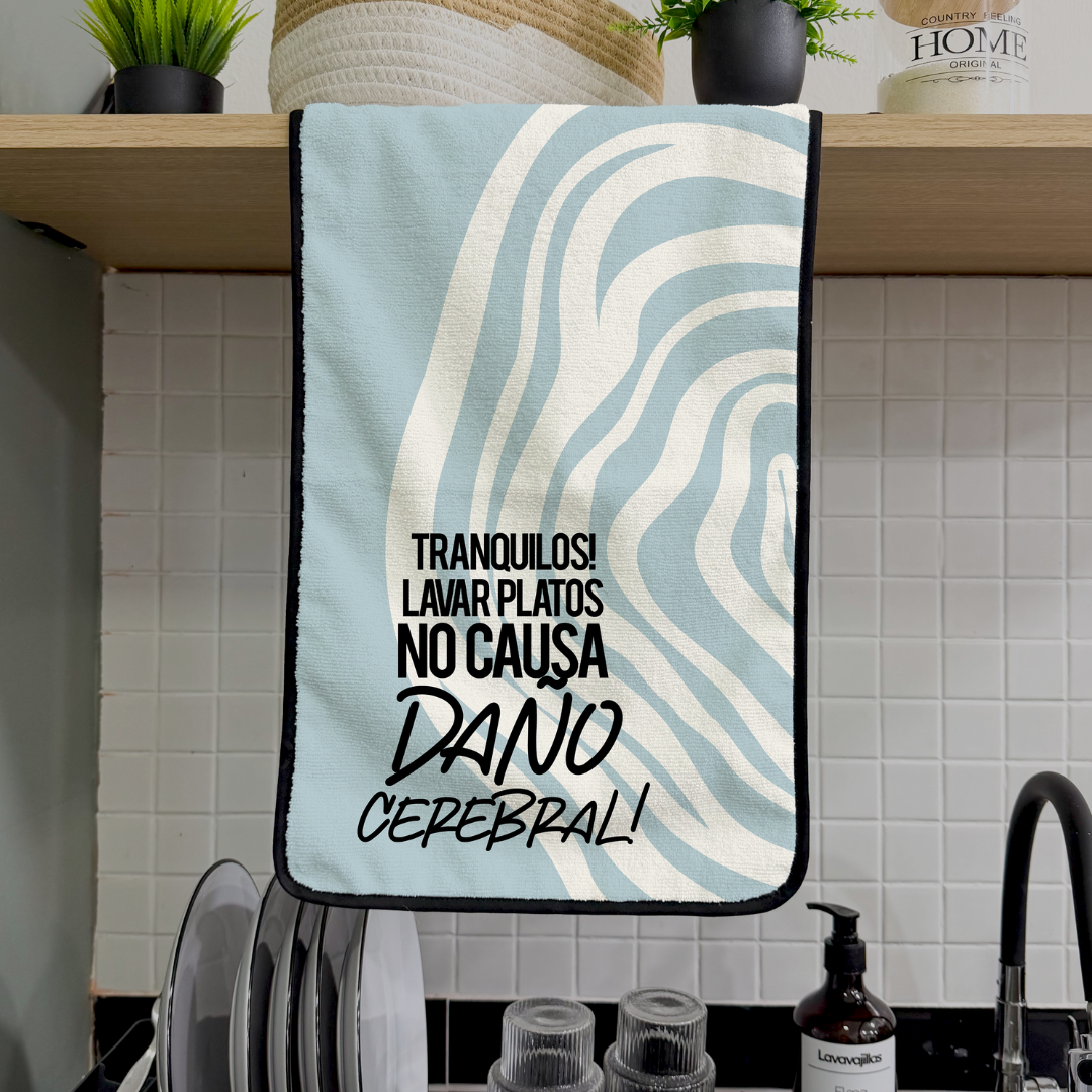 Secador - Tranquilos! Lavar platos no causa daño cerebral!