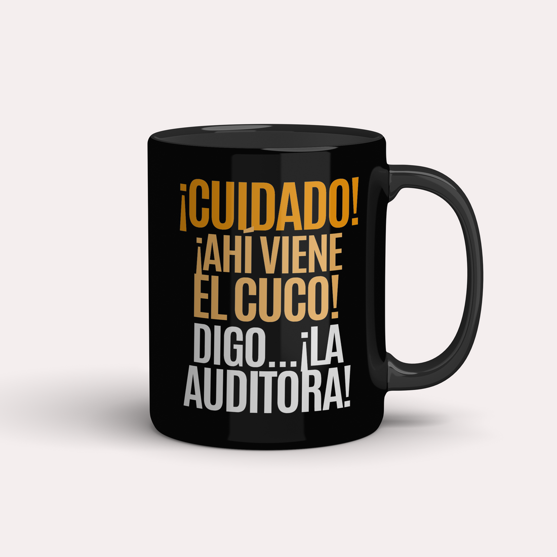 Taza Auditor/a ¡Cuidado! ¡Ahí viene el cuco!