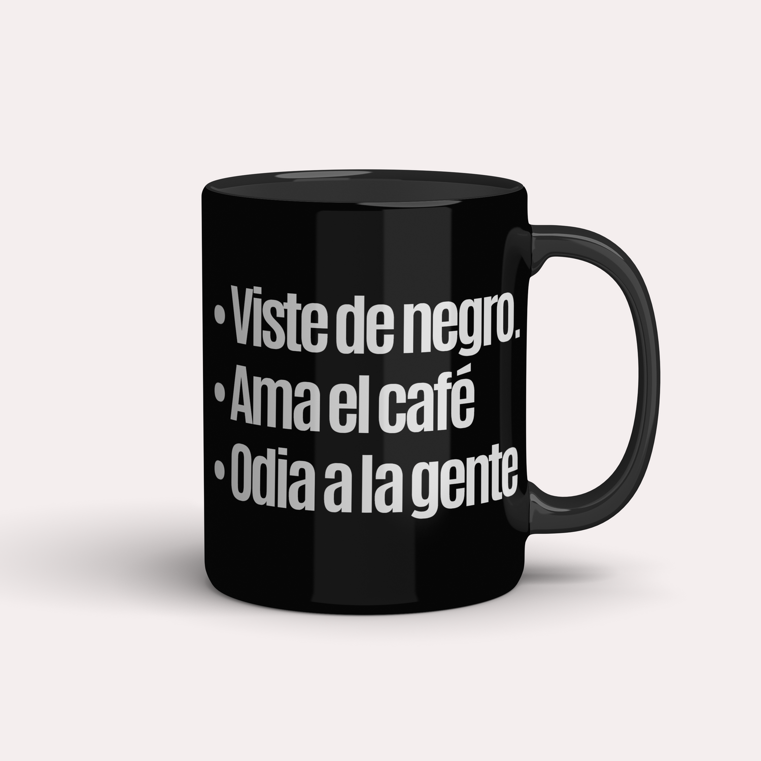 Taza Viste de Negro, Ama el Café, Odia a la Gente
