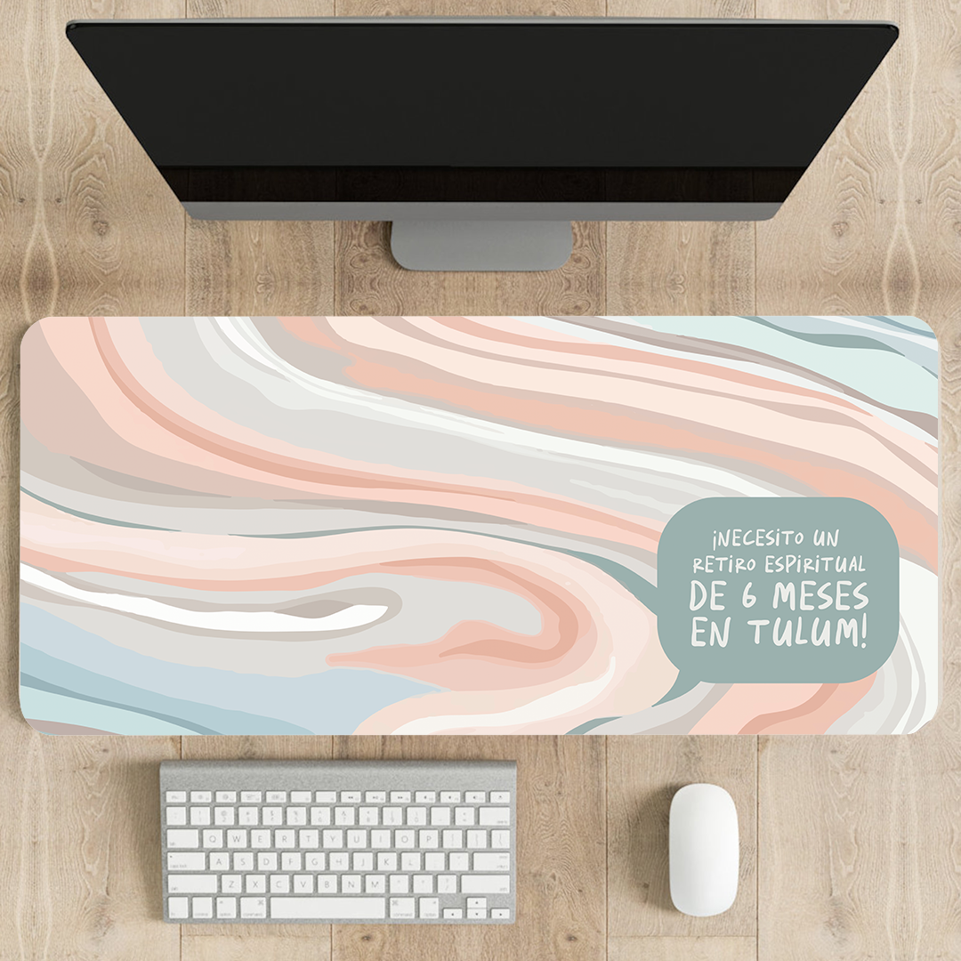 Mousepad ExtraLarge Necesito un retiro espiritual en Tulúm.