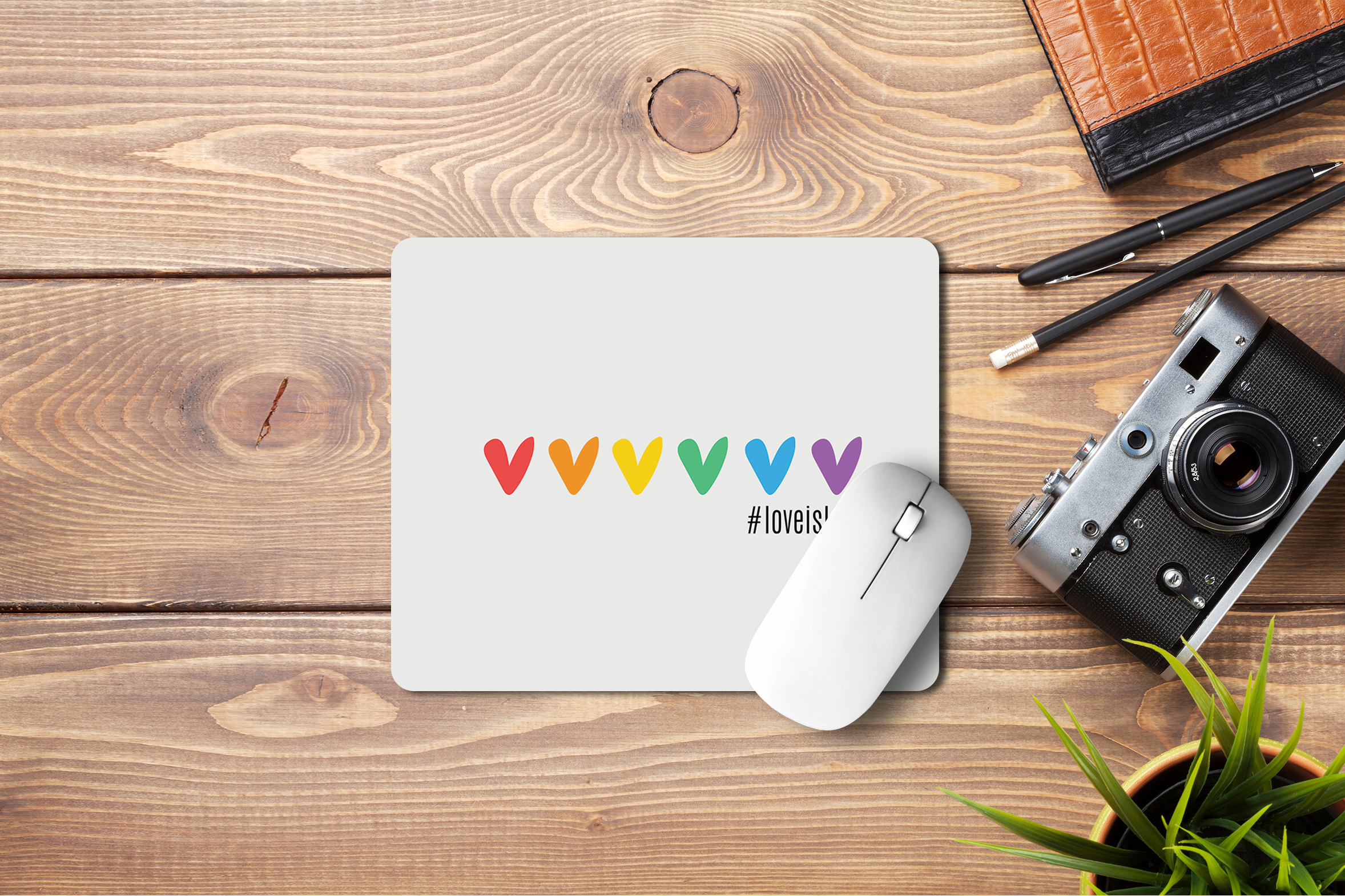 Mousepad Love is Love