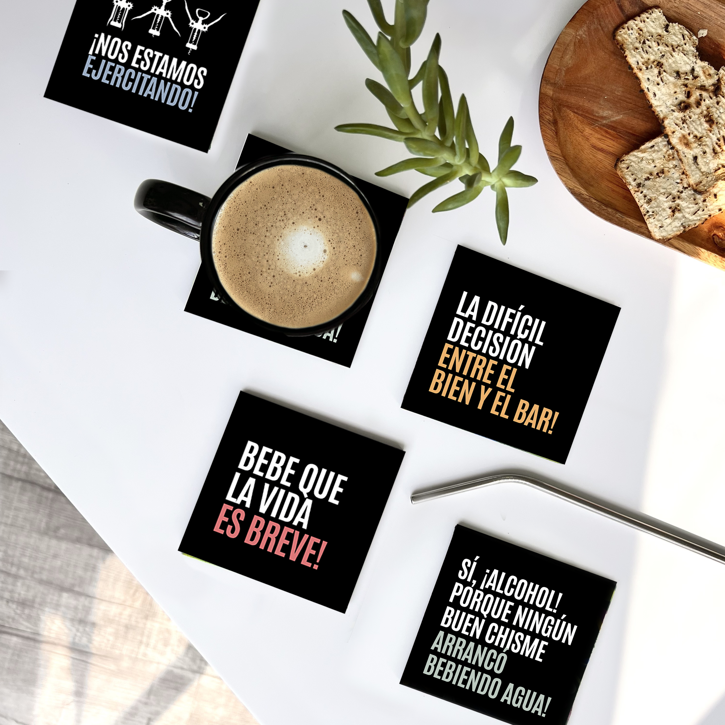 Colección Posavasos "Bebe que la vida es breve" Negro