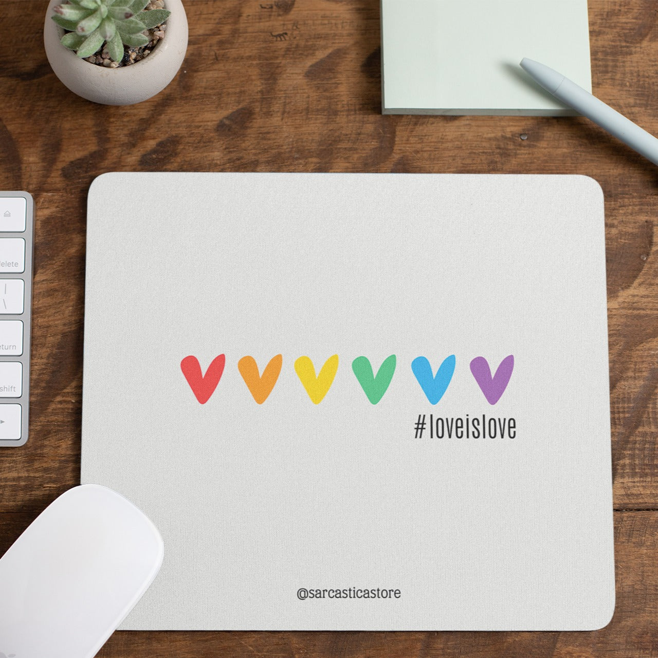 Mousepad Love is Love