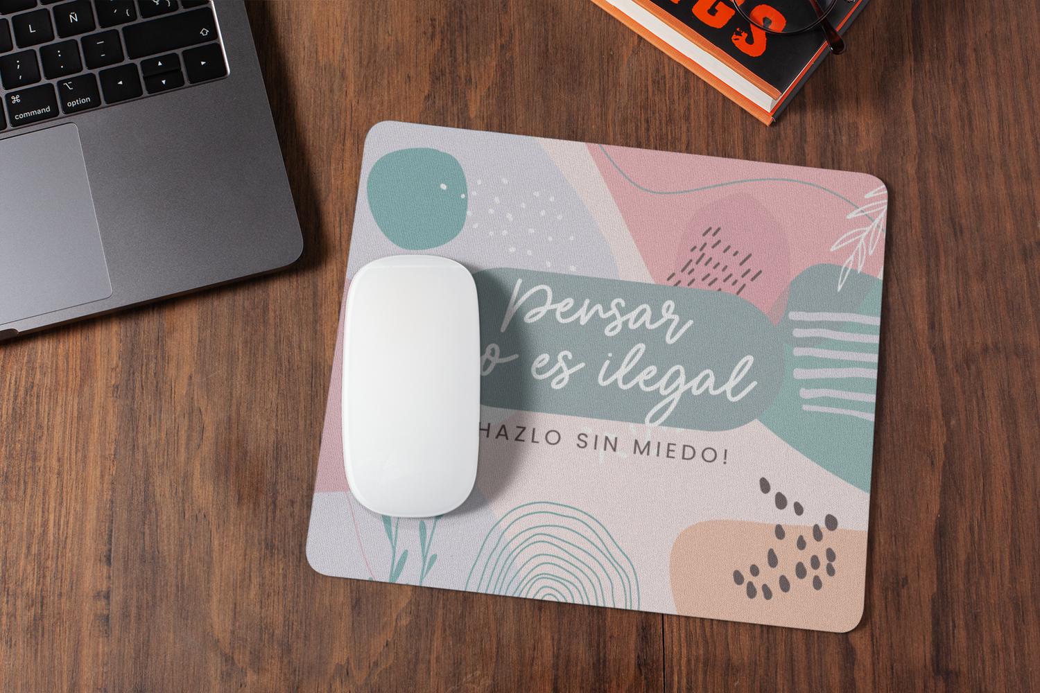 Mousepad Pensar no es ilegal