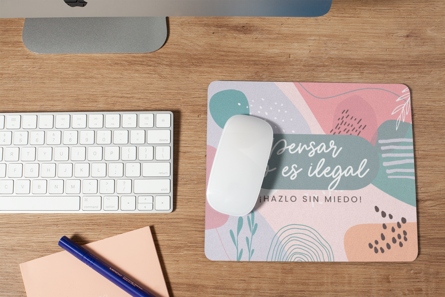 Mousepad Pensar no es ilegal
