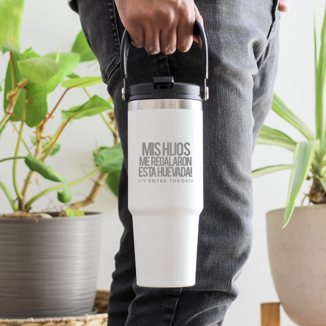 Vaso Térmico XL: Mis hijos me regalaron esta huevada ¡y entre todos!
