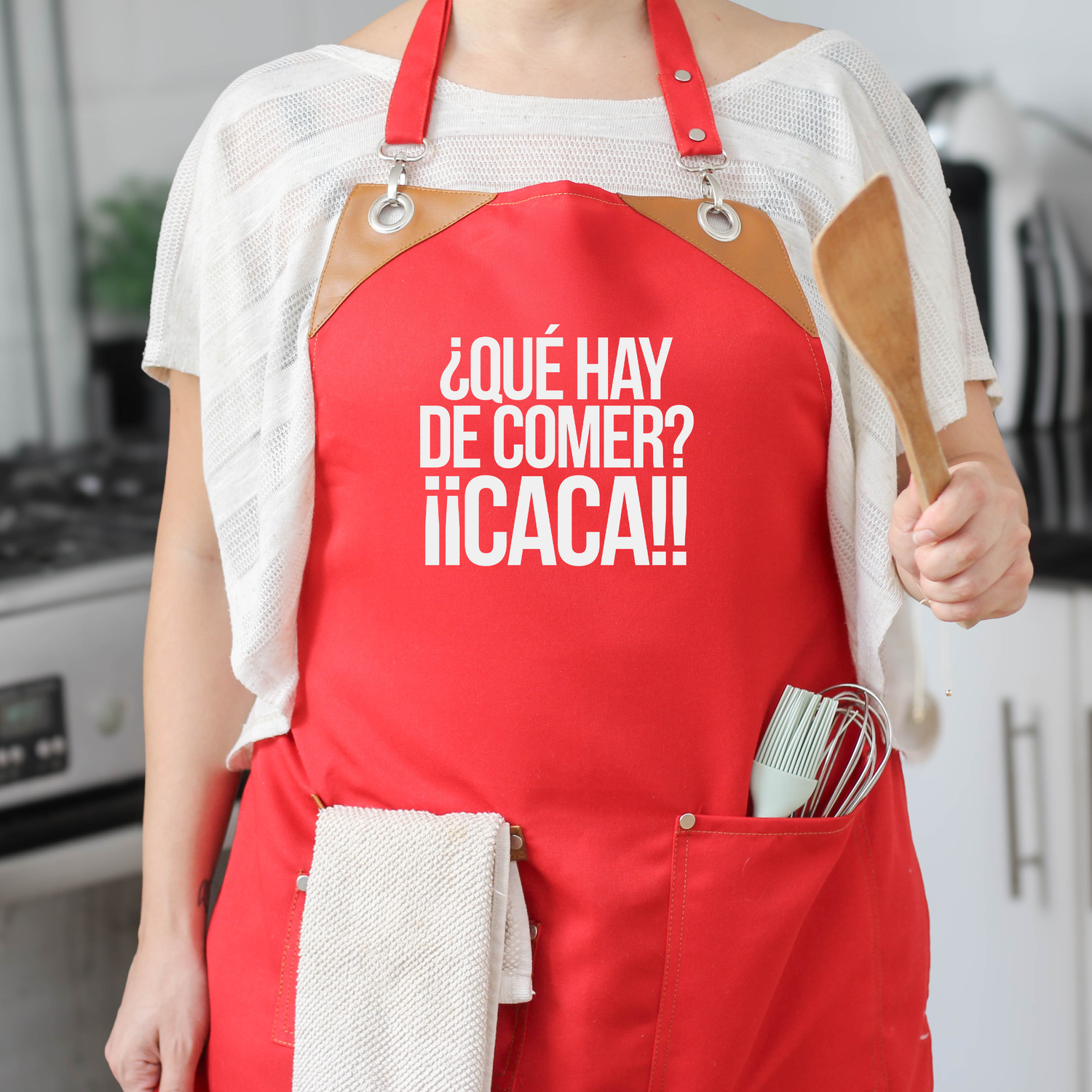 Mandil ¿Qué hay de comer? ¡Caca!
