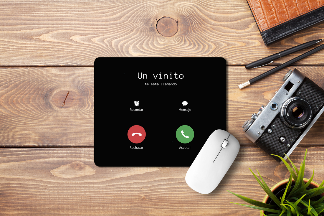 Mousepad Un vinito te está llamando
